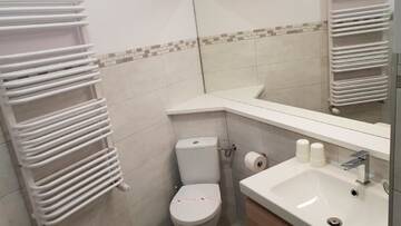 Фото номера Улучшенные апартаменты Апартаменты Apartament Strumyk г. Чарнкув 6